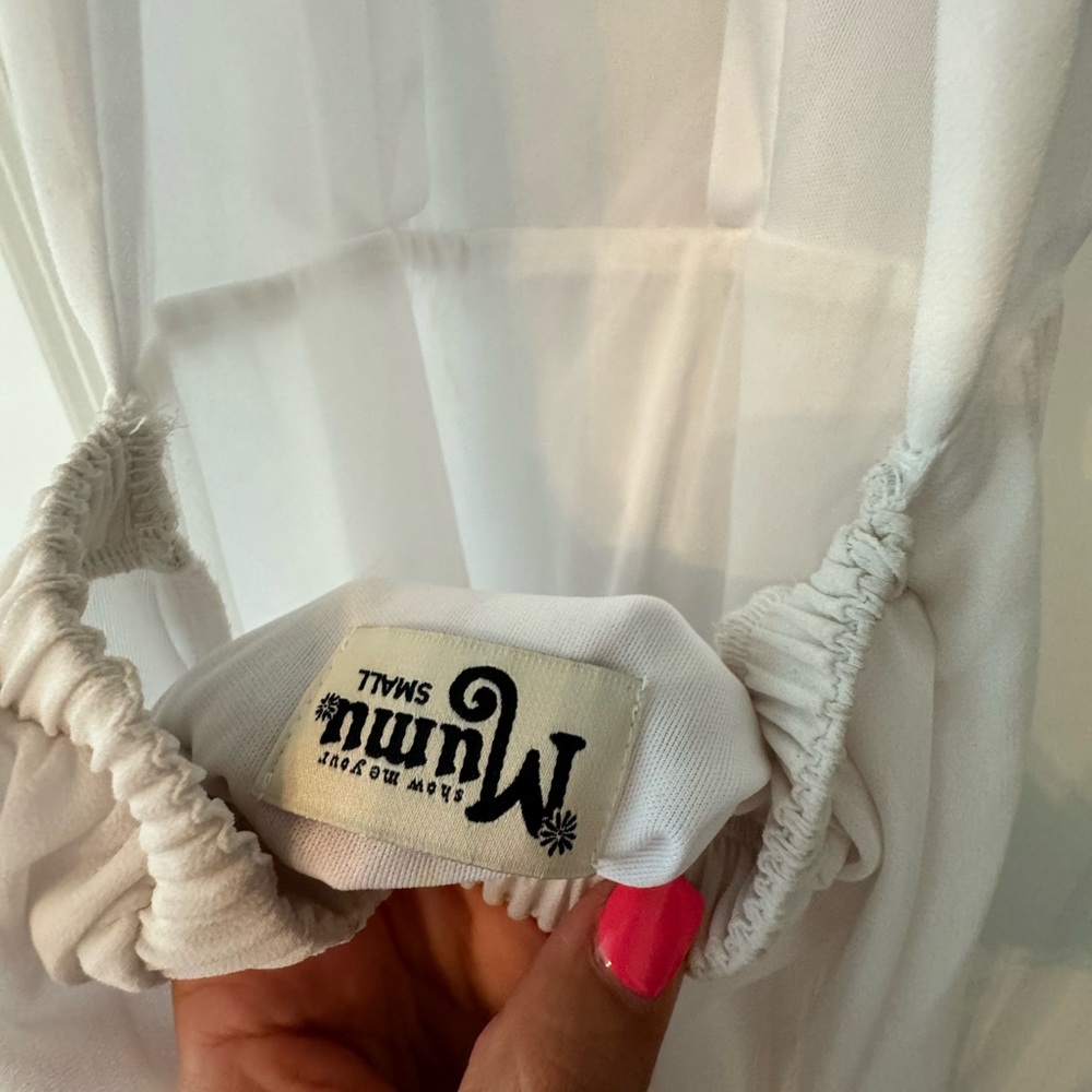 Show me‎ your Mumu halter dress in white - Picture 3 of 4